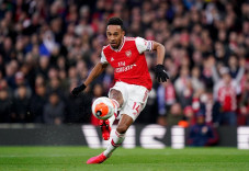 Arsenal Siap Turunkan...