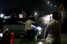 Puluhan Kendaraan Pemudik...