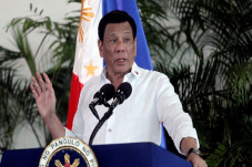 Duterte Perintahkan...