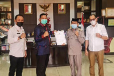 Bupati Yaumil Dorong...
