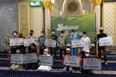 Baznas Salurkan Bantuan...