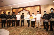 Sinar Mas Donasikan...