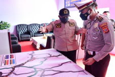 Dukung Larangan Mudik,...