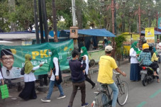 PKB Klaten Bagikan Ratusan...