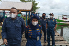 Syahbandar Pangkep Dirikan...