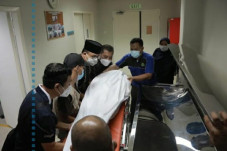 Anies Baswedan Gotong...