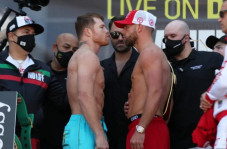 Canelo di Bawah Kutukan...