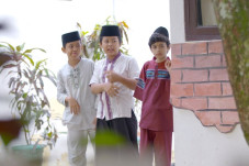 Setelah Lama Tidak Bertemu,...