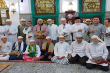 Warga Palembang Ngotot...