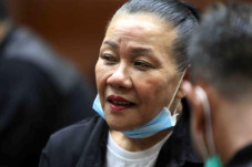 Maria Pauline Dituntut...