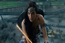 Gal Gadot Diancam Joss...
