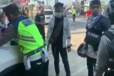 Aksi Pemudik Kena Tilang...