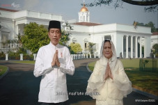 Ucapkan Selamat Idul...