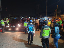 Masih Nekat Mudik, Ratusan...