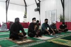 Hindari Penyebaran Virus...
