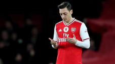 Mesut Ozil Kirim Doa...
