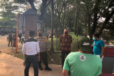 Pengunjung Taman Kota...