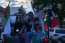 Turunan Palestina, Bella...