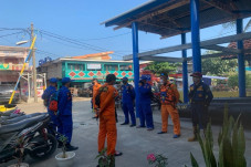Nekat Terobos Penutupan...