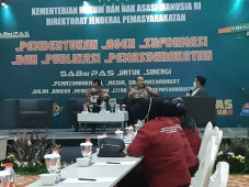 Keterbukaan Informasi,...