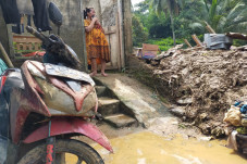 Derita Korban Banjir...