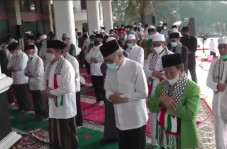 Tangis Pecah di Palembang,...