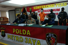 Perampok dan Pemerkosa...