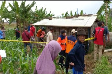 4 Warga Probolinggo...