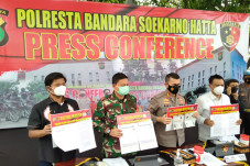 Kabur Lebih dari 10...