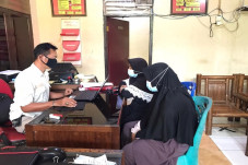 Tak Kuat Tahan Napsu,...