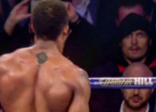Anthony Joshua Tantang...