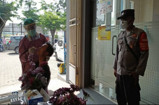 Positif COVID-19, Seorang...