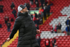 Liverpool Finish Ketiga,...