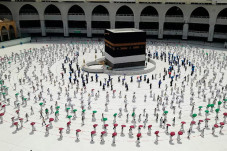 9 Tips Berhaji dan Umrah...