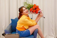 Ayu Ting Ting Pelit...