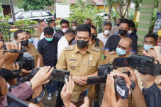 Tangan Dingin Bobby...