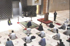 Masjid Istiqlal Gelar...