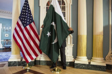 Pakistan Tolak Jadi...