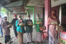 Warga Jogja Kirim Lima...