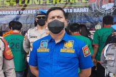 Berantas Narkoba, Polisi...