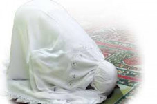 Allah Haramkan Neraka...