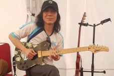 Mengenal Abdee Slank,...