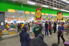 Giant Yasmin Ramai Jelang...