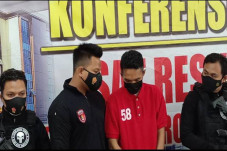 Bunuh Wanita Open BO...
