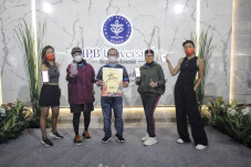 Tawarkan Segudang Fitur...