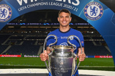 Antar Chelsea Juara,...