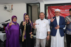 La Nyalla Ajak Kalangan...