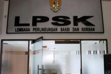 Dapat Ancaman, Keluarga...