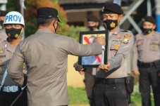 Satu Anggota Polres...