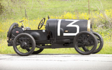 Begini Sejarah Bugatti,...